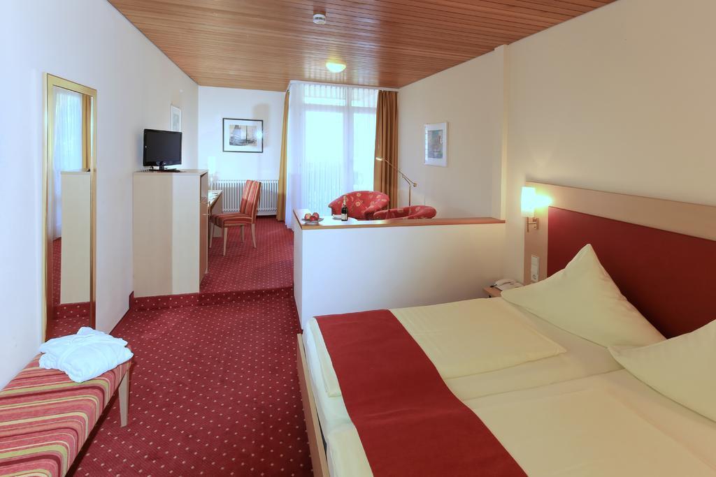Hotel Hirschen กล็อทเทอร์ทาล ภายนอก รูปภาพ